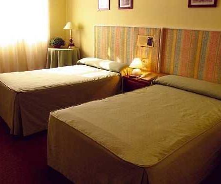Hotel Casablanca Vigo Szoba fotó